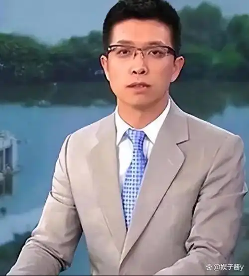 朱广权:2次高考复读,24岁进央视43岁仍未结婚,父母也为他着急