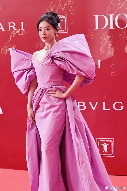 邓家佳两部电影官宣##邓家佳状态