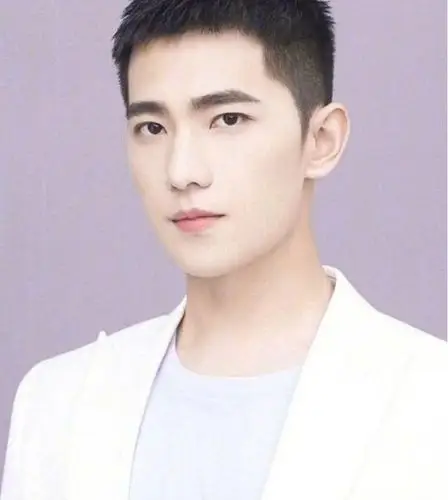 寸头是检验男星颜值的最佳标准网友第一当之无愧