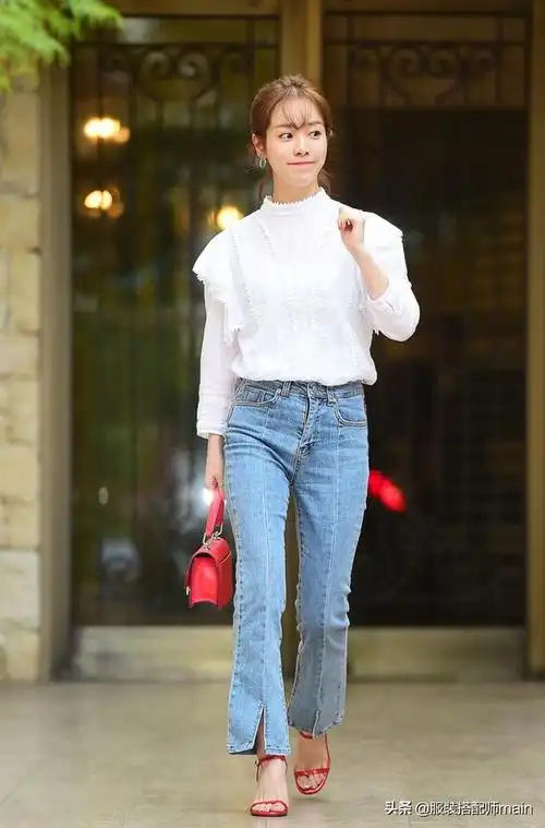 牛仔裤最佳搭配图片,牛仔裤如何穿搭更时髦(上班照着穿干练又有气质)