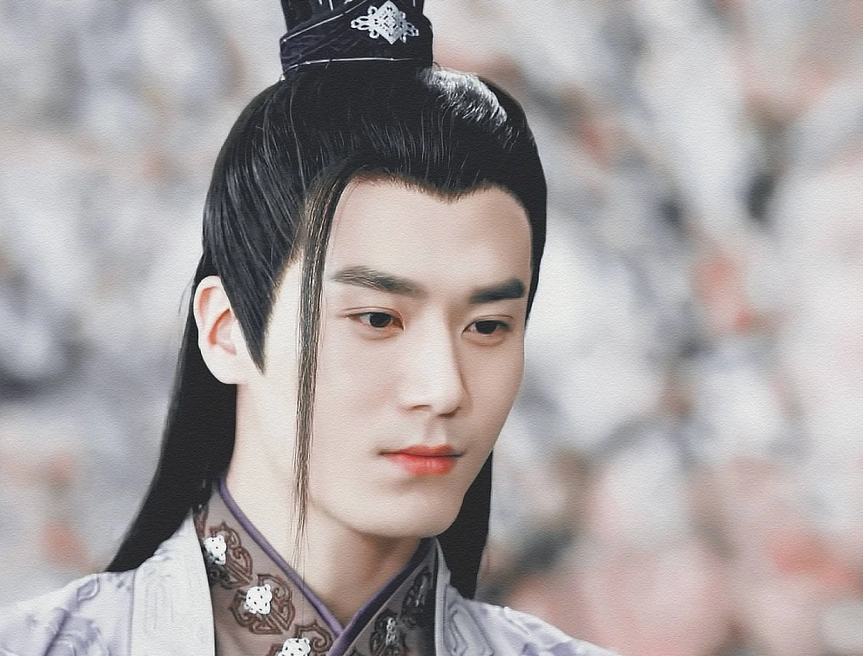 剧中,他是《诛仙青云志》里的"魔教三公子"之一的秦无炎,机智无双