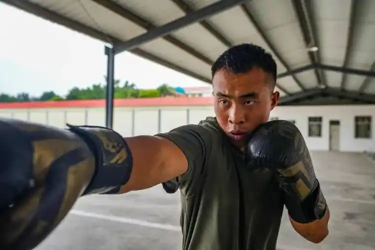 黎泽坤_训练_拳击