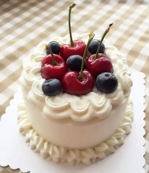 超级迷你四寸果多多蛋糕