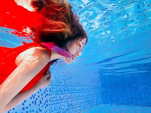 翱翔体育游泳中心水下拍摄