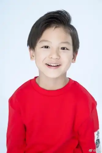 baby小海绵正面照曝光,盘点那些颜值逆天超会遗传的星二代们