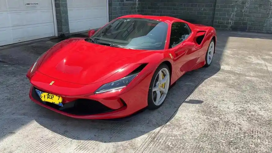 法拉利f8敞篷本地一手21年上牌4000多公里