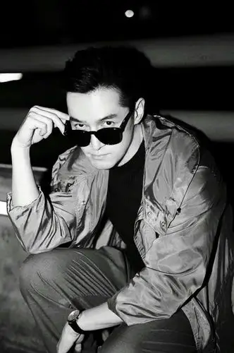 现在亚洲有哪些气质超群的男明星?