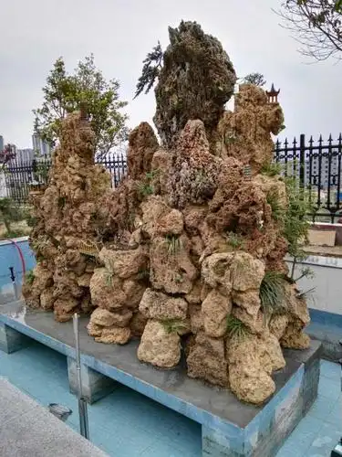 自己设计的上水石假山