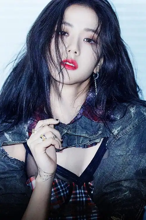 blackpink《the album》单人预告海报 jisoo