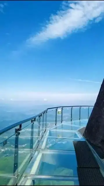 盘山玻璃栈道,你有勇气上去走一圈吗?
