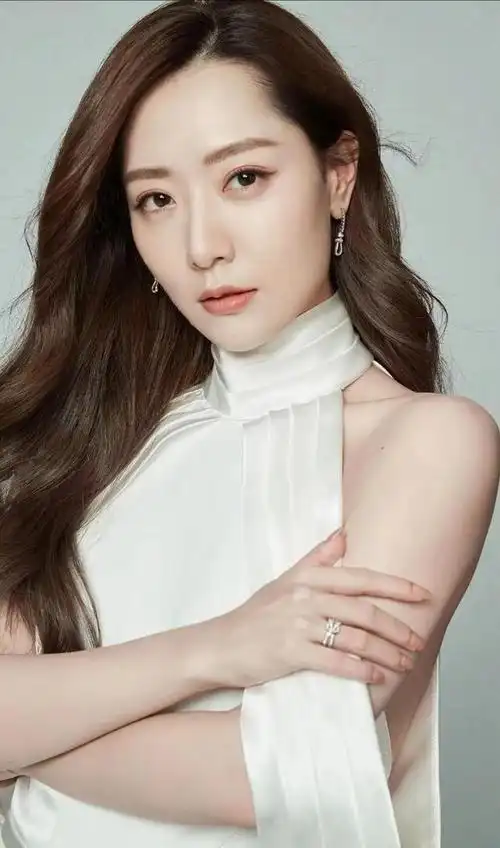 这10位80后女星,长相出众,身材完美,个个都惊为天人