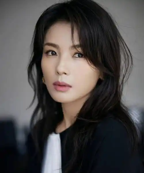 女明星刘涛时尚写真:秀丽端庄,雍容华贵_刘涛_写真_时尚