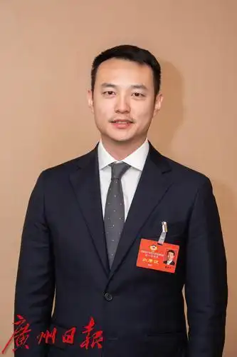 67两会一席谈家族扎根南沙30多年霍启文对南沙未来发展充满信心