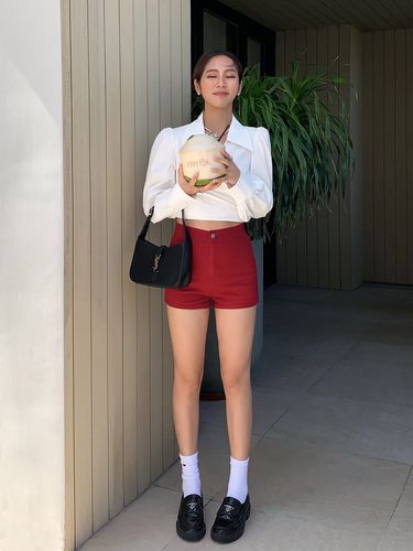 2019年夏季女式超短牛仔热裤新款