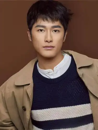 被流量抛弃的朱梓骁靠直播翻身一月狂揽上亿