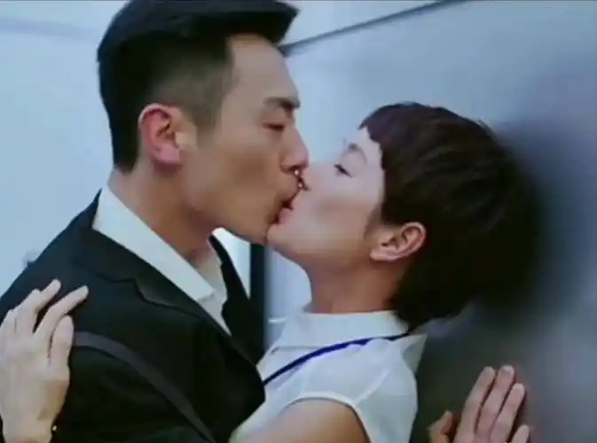 爱情丰富的7位女星各有各的故事一个比一个精彩