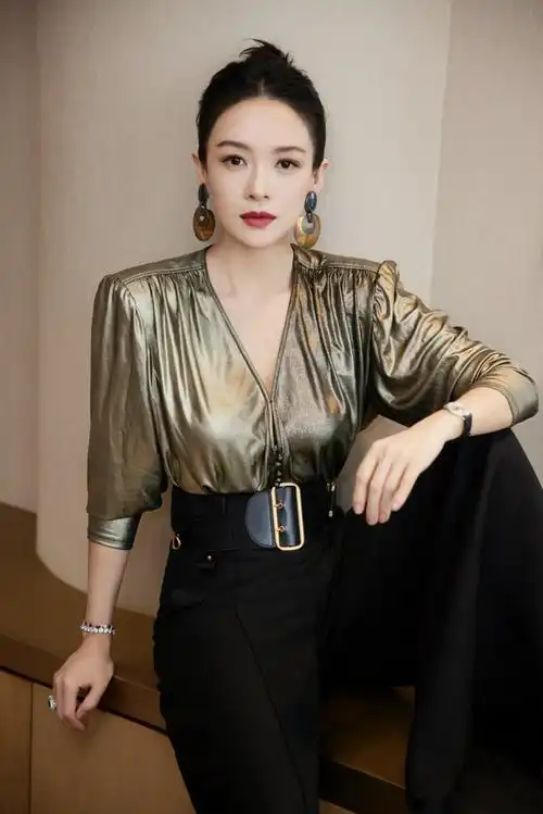 与汪峰离婚后,首部电影杀青,45岁的章子怡将迎来重生