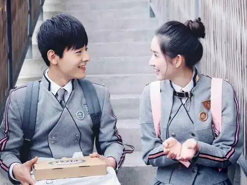 肖战和王玉雯交往过吗为什么分手接吻图片王玉雯个人资料简介