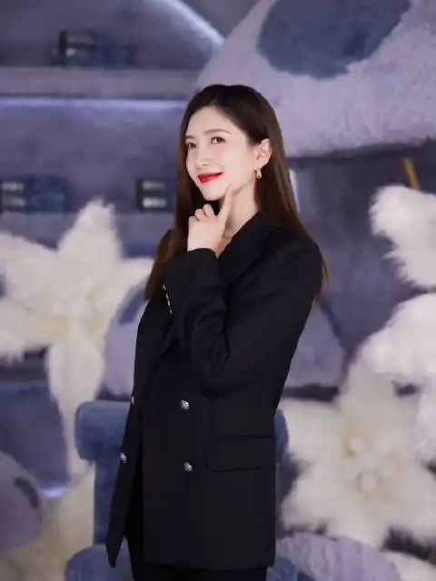 江疏影misssixty10.11直播