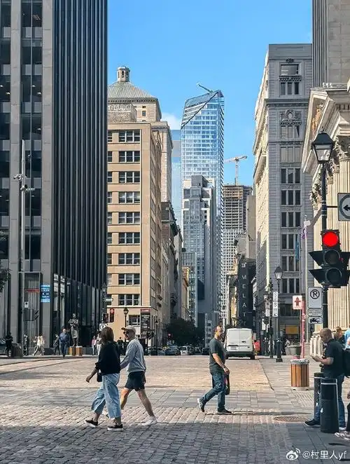 带着微博去旅行超话加拿大蒙特利尔城市风光.@新浪旅游