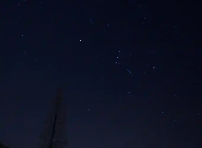 老屋与猎户座----首度冬季星空摄影