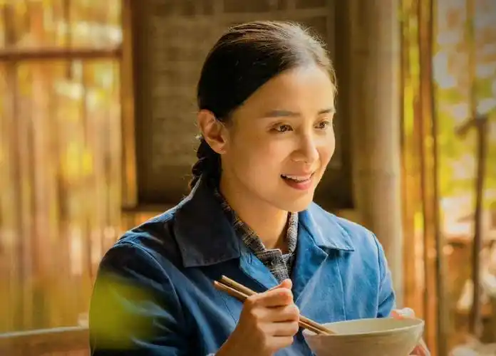 陈开怡——宋佳(饰)