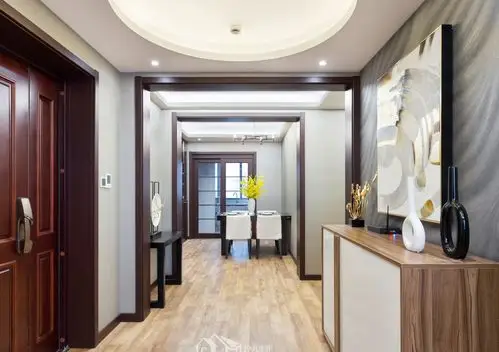 客厅入户门和鞋柜平行效果图玄关进门并排放两个鞋柜好不好