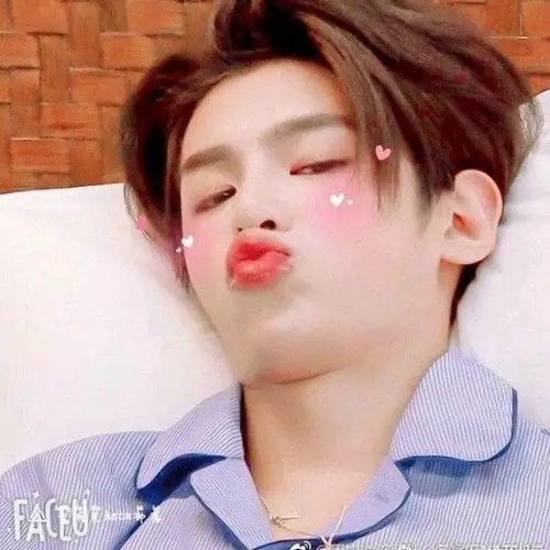 王炸四子甜宠萌妹