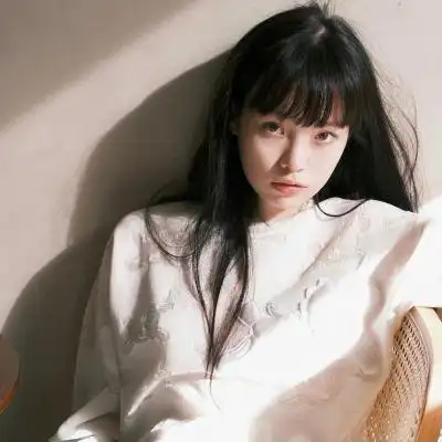 由美头网整理发布,女生头像频道提供更多与温柔,气质,氛围感,淡雅相关