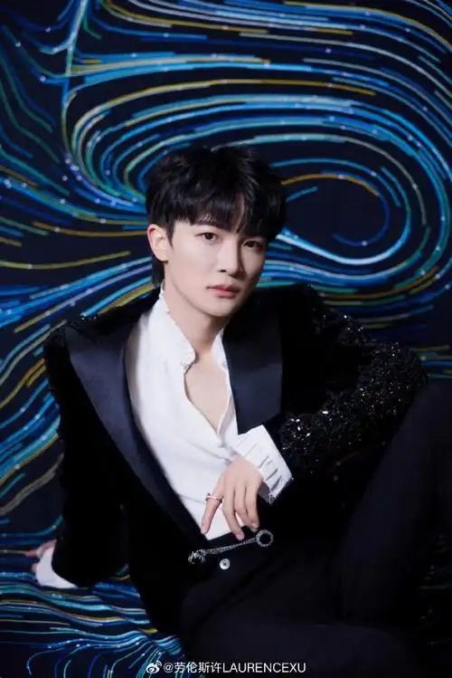 laurence 61xu | 周深 特别定制