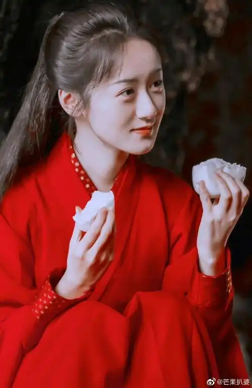 袁冰妍红衣半永久吧