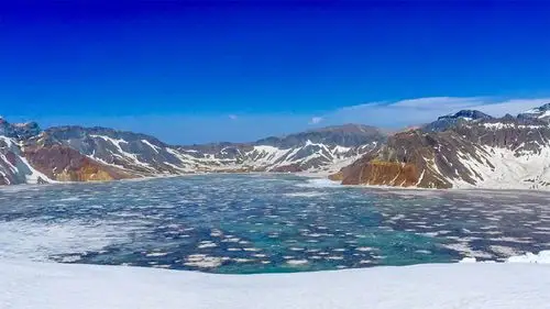 长白山天池唯美壮观高清桌面壁纸