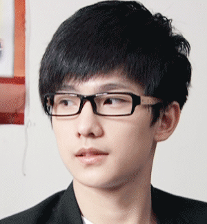 青春旋律~宁浩 杨洋gif