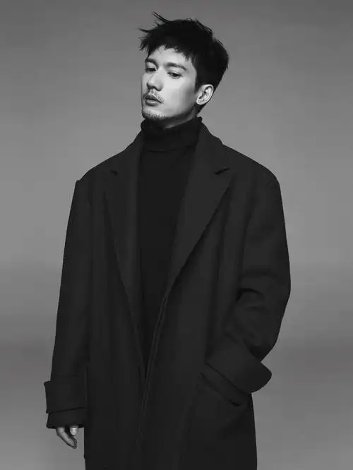 关智斌最新电力十足时尚大片