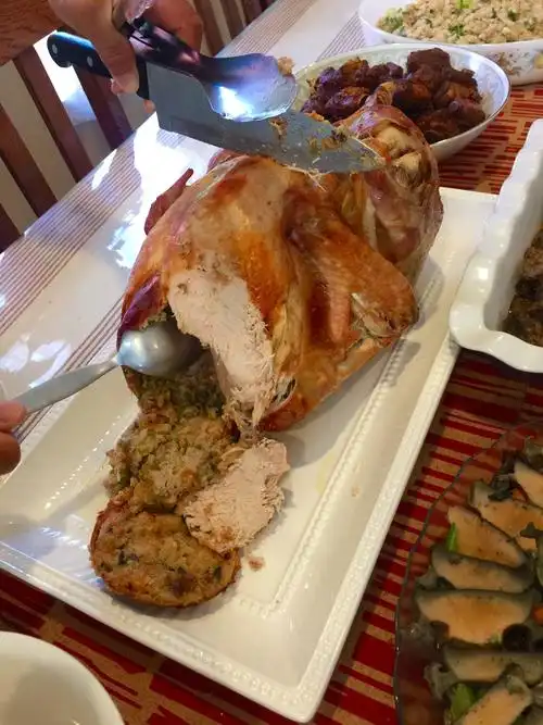 享用高质量的晚餐——大家庭的各位大厨太棒了!感恩!