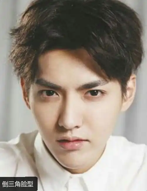 脸长下巴尖的男生适合什么发型