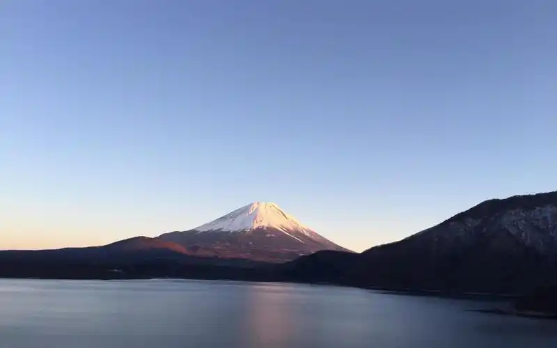 电脑壁纸 风景 日本最高的山峰富士山