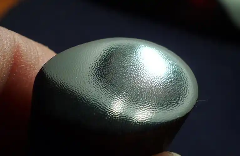 请各位老师帮忙看看是亚洲犀牛角还是非洲犀牛角牌子,不胜感激