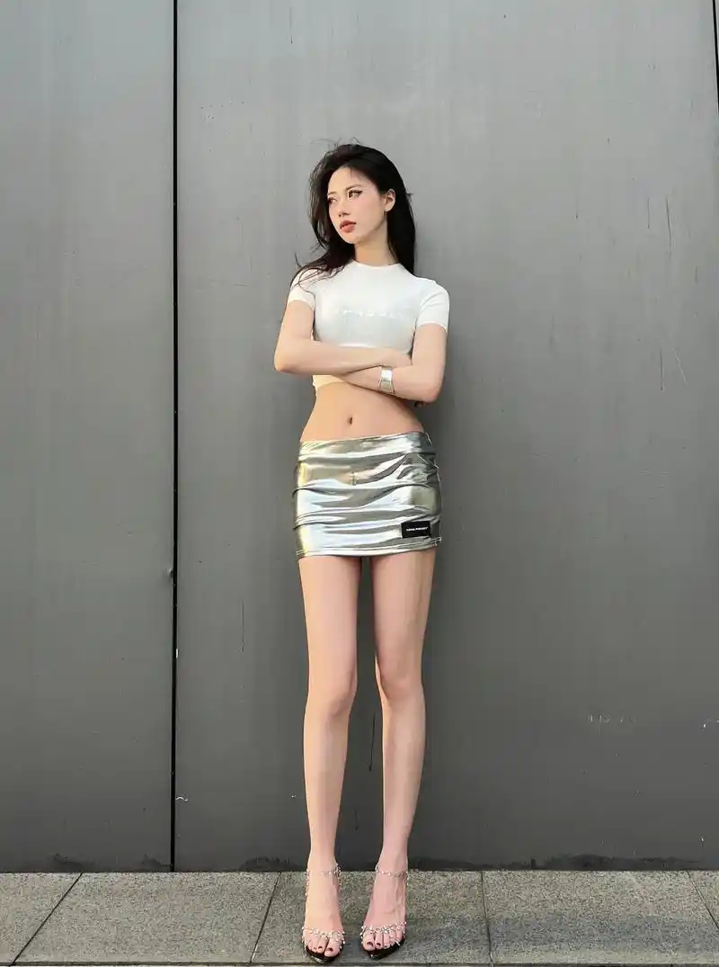 我身材这么好,不这么穿可惜诶…#美丽坏女人 #ootd穿搭  - 抖音