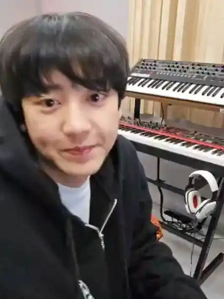 朴灿烈0408出道十二周年