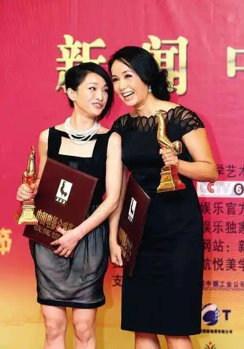 金鸡奖又食言再下双黄蛋,邓超击败冯小刚,范冰冰大爆冷被喷_网易订阅