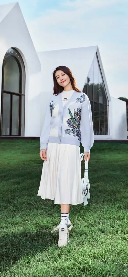 "高圆圆"手机高清壁纸·原图上传,记得查看原图再保存.#高圆圆