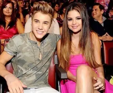 比伯与前女友赛琳娜还有联系?首次不避耳目的私人会面