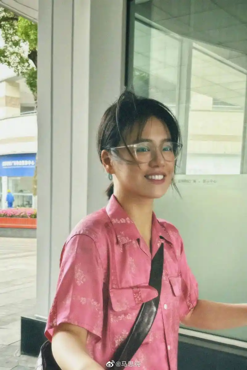 发明的倒立减肥法,躺着就能瘦,这马思纯也太可爱了吧.