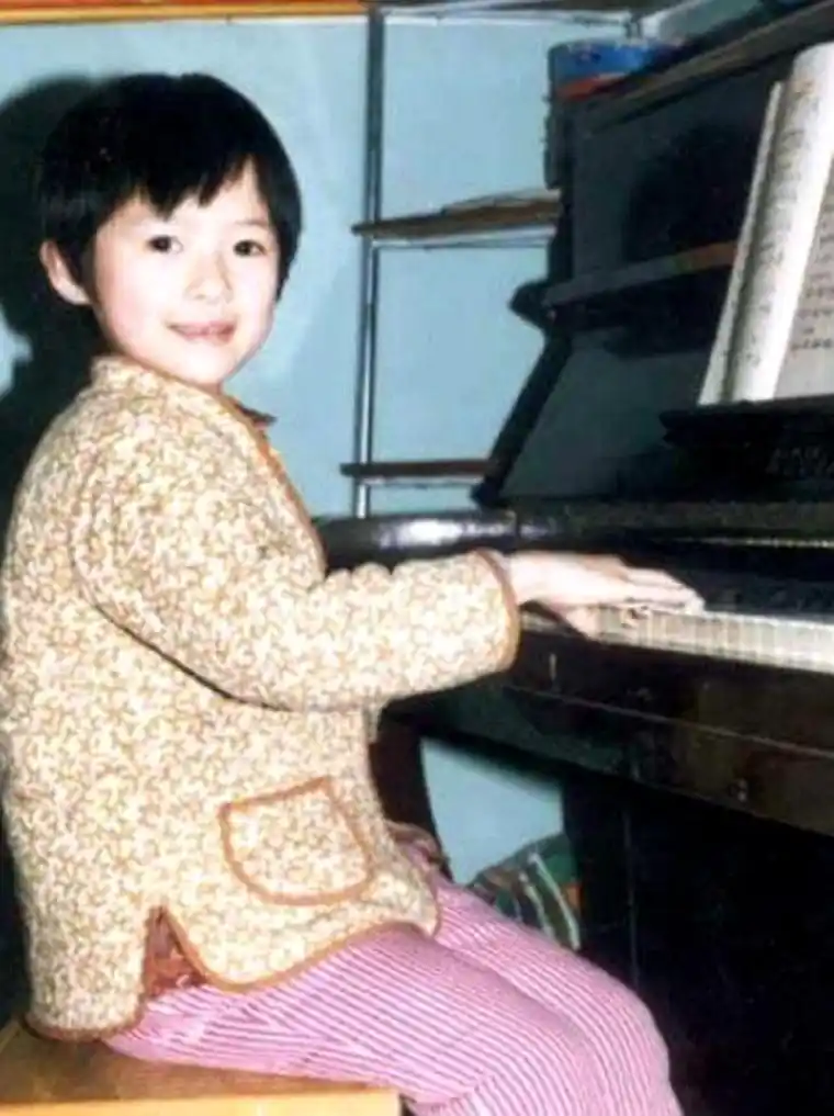 (看明星小时候照片猜名字,我只认出大张伟和徐峥,全认识