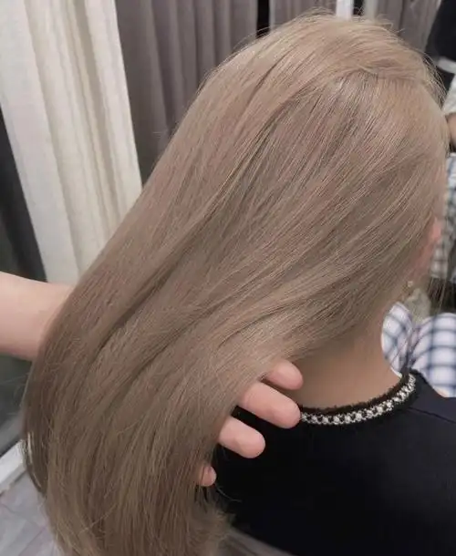 2021夏季仙女发色&奶茶灰棕#巨显肤白杭州染发杭州发型杭州烫发显白发