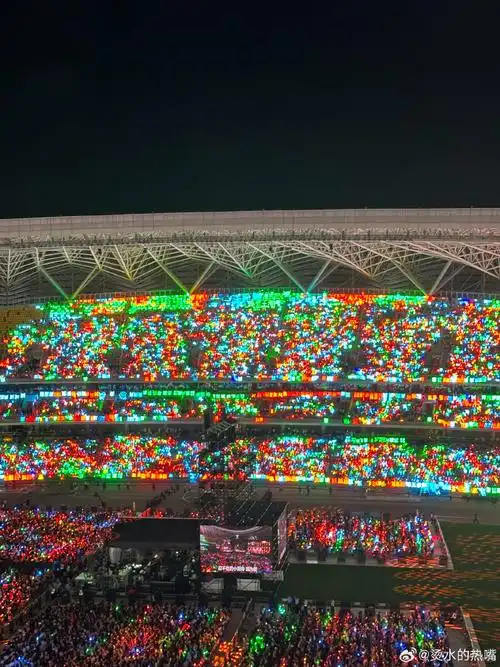 tfboys十年之约演唱会##四叶草##tfboys