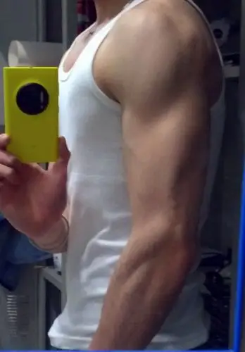 腹肌自拍 半身 (第1页)