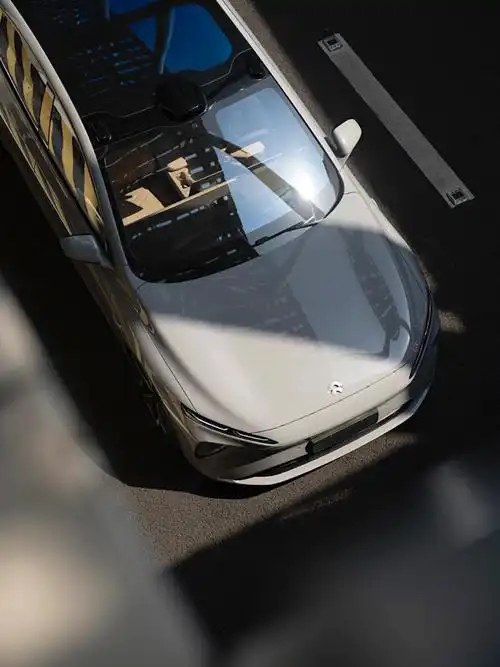 快保存这9张蔚来et7手机壁纸