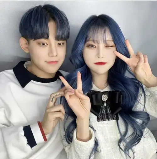 "情侣发色" 拉着你的手,和你一起老去